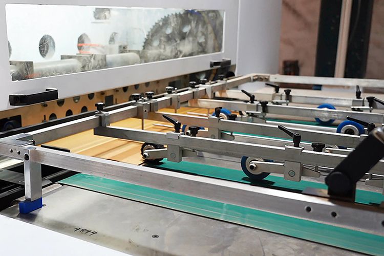 Karton Ambalaj Kesimi